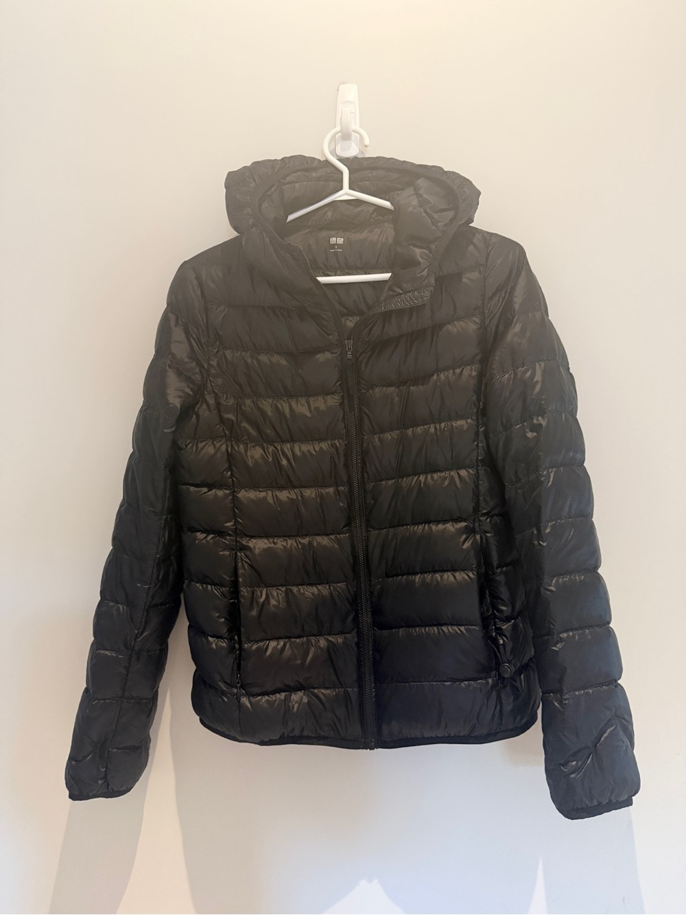 Uniqlo Women’s Lightweight Black Quilted Hooded Down Jacket (Size Small)